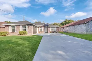 1117 Silver Spruce Dr, Arlington, TX 76001 - Photo 1