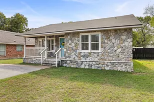 2425 S 2nd St, Waco, TX 76706 - Photo 4