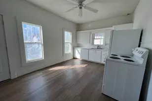 1917 S 15th St, Abilene, TX 79602 - Photo 8