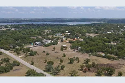 106 Winfield Street, Hudson Oaks, TX 76087 - Photo 1
