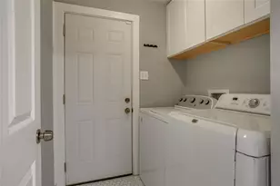 2745 Ivandell Ave, Dallas, TX 75211 - Photo 20