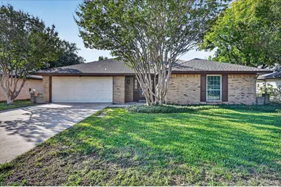 201 Oakhaven Drive, Grand Prairie, TX 75050 - Photo 24