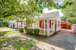 2604 Wayside Ave, Fort Worth, TX 76110 - Photo 2