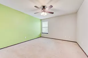 2833 Drycreek Ln, Dallas, TX 75237 - Photo 22