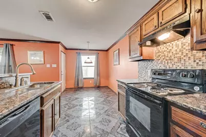 2833 Drycreek Lane, Dallas, TX 75237 - Photo 18