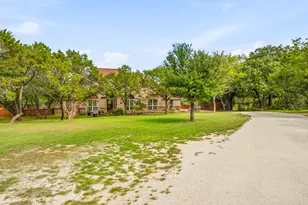 1271 Co Rd 306A, Rainbow, TX 76077 - Photo 4
