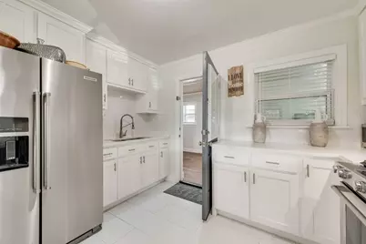 2815 Anzio Drive, Dallas, TX 75224 - Photo 10