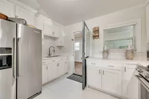 2815 Anzio Dr, Dallas, TX 75224 - Photo 10