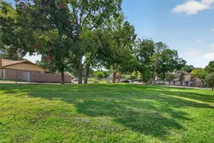 4915 Rollingwood Ct, Garland, TX 75043 - Photo 40