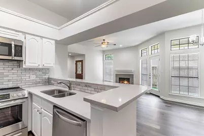 9709 Springtree Lane, Dallas, TX 75243 - Photo 12