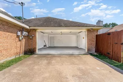 9709 Springtree Lane, Dallas, TX 75243 - Photo 22