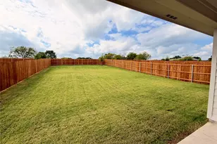 300 Winchester Ln, Sherman, TX 75092 - Photo 14
