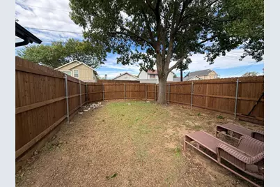 2282 Nantucket Village Circle, Dallas, TX 75227 - Photo 12