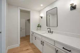 7023 Brookshire Dr, Dallas, TX 75230 - Photo 30