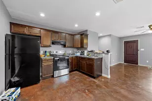 2125 Burnett Ave, Waco, TX 76706 - Photo 10