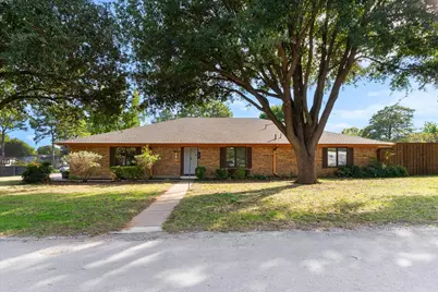 1953 Limerick Lane, Grapevine, TX 76051 - Photo 2