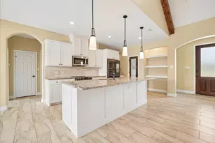9060 Mitchell Bend Ct, Granbury, TX 76048 - Photo 12