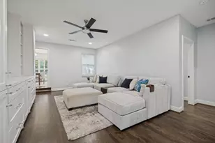 6609 Ridgeview Cir, Dallas, TX 75240 - Photo 16