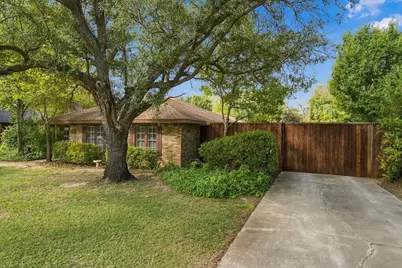 1016 Meadows Drive, Corinth, TX 76208 - Photo 2