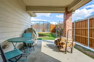 2106 Hollow Way, Garland, TX 75041 - Photo 24