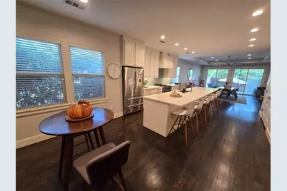618 N Clinton Avenue, Dallas, TX 75208 - Photo 4