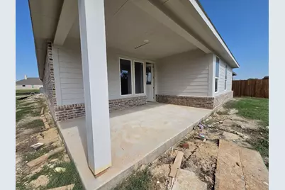 815 Silverleaf Drive, Ennis, TX 75119 - Photo 12