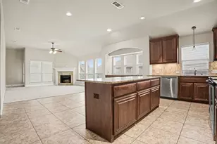 1004 Star Grass Dr, Mansfield, TX 76063 - Photo 10