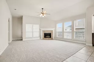 1004 Star Grass Dr, Mansfield, TX 76063 - Photo 6