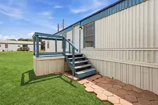 904- B Flamingo Rd, Granbury, TX 76049 - Photo 4