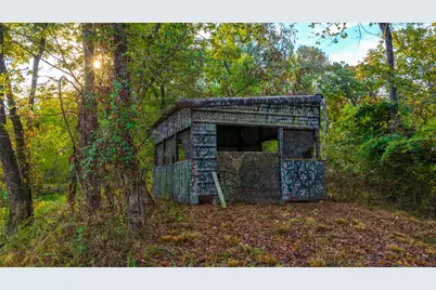711 County Road 44190, Powderly, TX 75473 - Photo 22