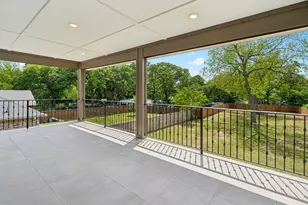416 S Elm St, Sherman, TX 75090 - Photo 32