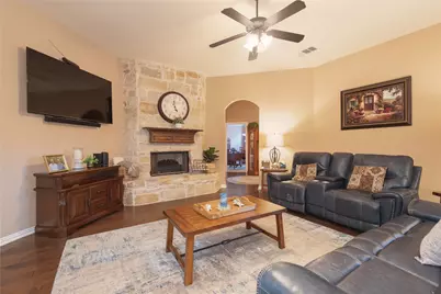 1006 Churchill Drive, Princeton, TX 75407 - Photo 10