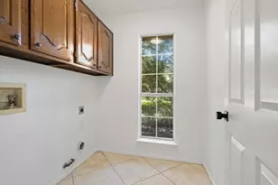 8000 Arlie Ln, North Richland Hills, TX 76182 - Photo 8