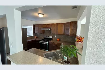 722 Circle Drive, Arlington, TX 76010 - Photo 14