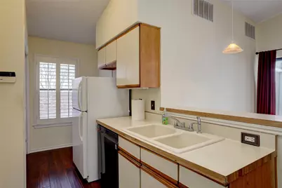 2109 Brook Mount Court, Carrollton, TX 75006 - Photo 10