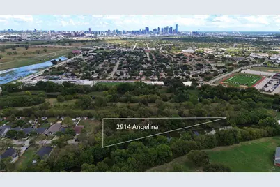 2914 Angelina Drive, Dallas, TX 75212 - Photo 2