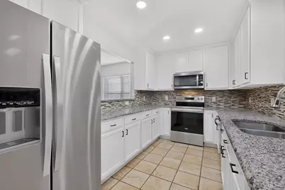 2549 Spring Creek Drive, Balch Springs, TX 75180 - Photo 14