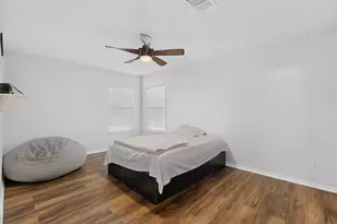 2549 Spring Creek Dr, Balch Springs, TX 75180 - Photo 18