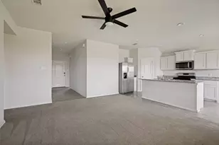621 Spaulding St, Justin, TX 76247 - Photo 2