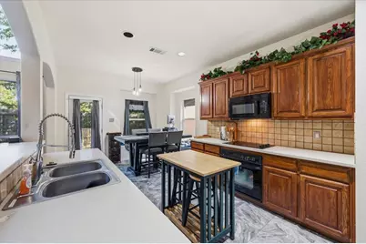 3317 Landhope Circle, Arlington, TX 76016 - Photo 14
