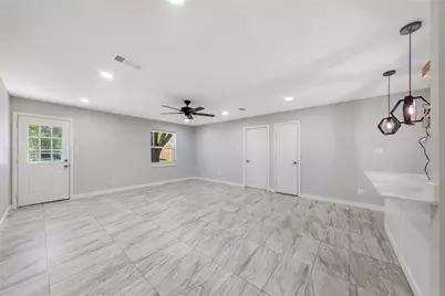 101 E Border Street, Milford, TX 76670 - Photo 8