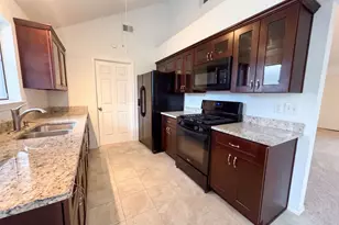 1625 Cool Springs Dr, Mesquite, TX 75181 - Photo 2