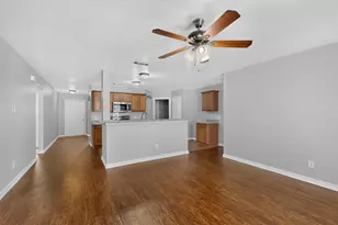 6809 Hot Springs Ct, Dallas, TX 75241 - Photo 10