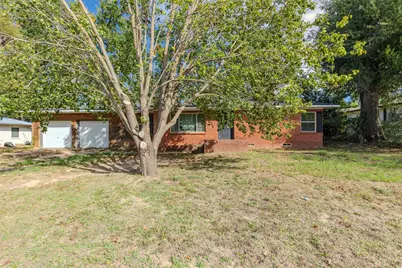412 N Post Oak Street, Winnsboro, TX 75494 - Photo 2