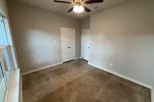 207 S Washington St, Cleburne, TX 76031 - Photo 28