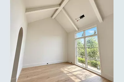 6803 Kenwell Street, Dallas, TX 75209 - Photo 2