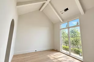 6803 Kenwell St, Dallas, TX 75209 - Photo 2