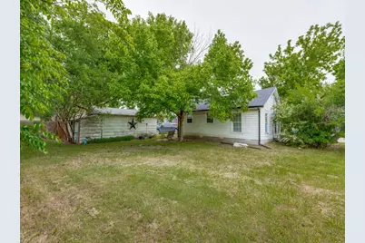 468 W Van Alstyne Parkway, Van Alstyne, TX 75495 - Photo 24