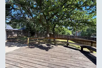 3805 Brookfield Drive, Arlington, TX 76001 - Photo 8