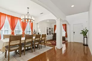 810 Grove Dr, Garland, TX 75040 - Photo 2